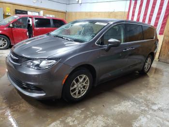  Salvage Chrysler Pacifica