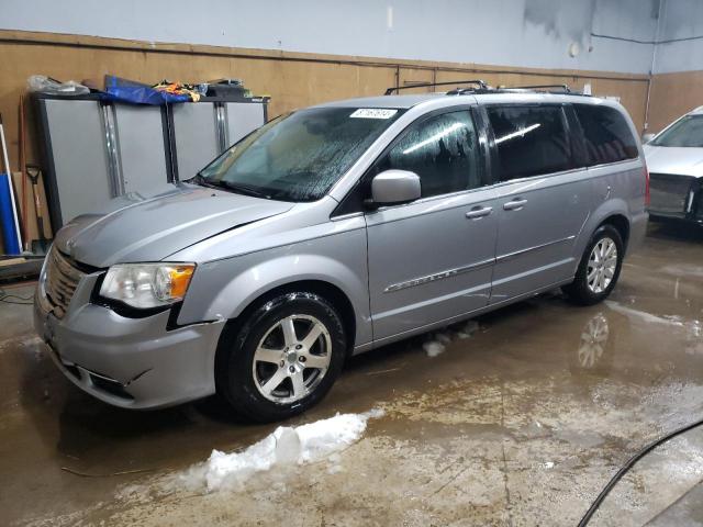  Salvage Chrysler Minivan