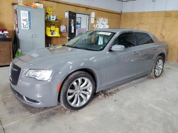  Salvage Chrysler 300