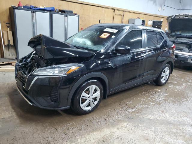  Salvage Nissan Kicks