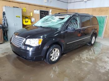  Salvage Chrysler Minivan
