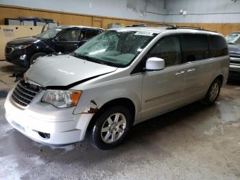  Salvage Chrysler Minivan