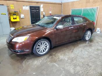  Salvage Chrysler 200