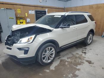  Salvage Ford Explorer