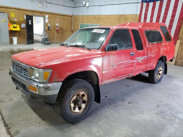  Salvage Toyota Pickup