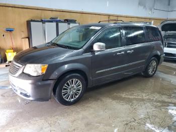  Salvage Chrysler Minivan