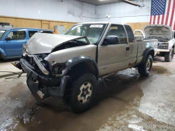  Salvage Chevrolet S-10