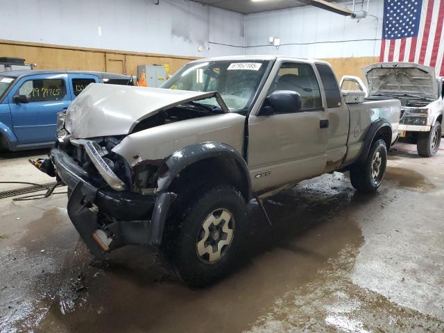  Salvage Chevrolet S-10