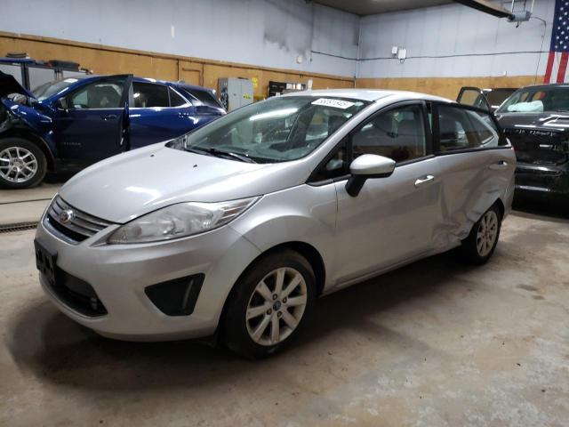  Salvage Ford Fiesta