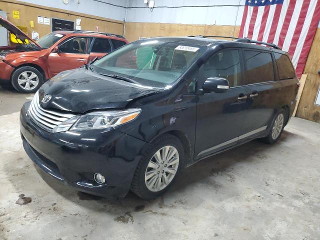  Salvage Toyota Sienna