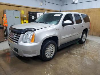  Salvage GMC Yukon