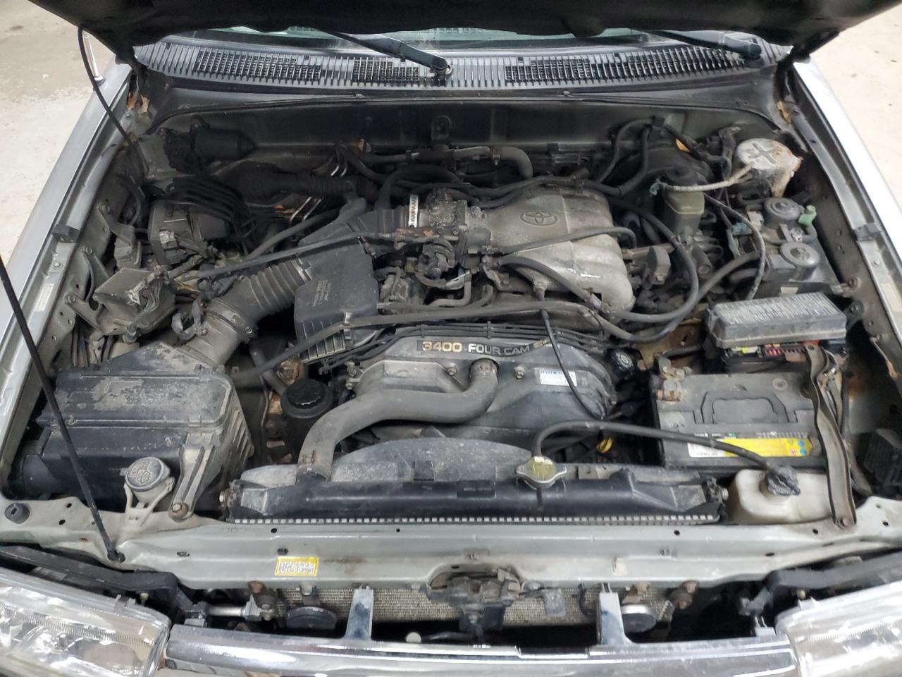 Toyota 4Runner Sr5 Image 11