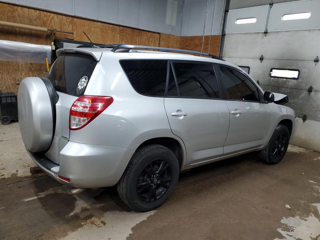 Toyota RAV4 Image 5