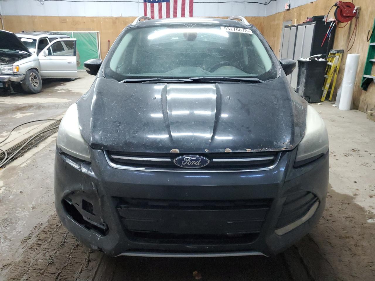 Ford Escape Titanium Image 4
