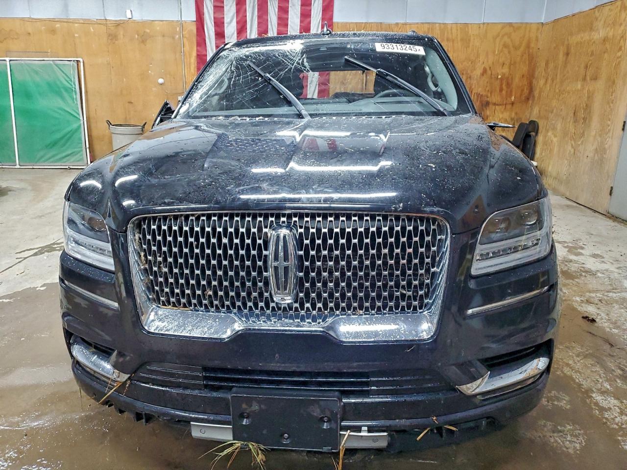 Lincoln Navigator Reserve Image 8