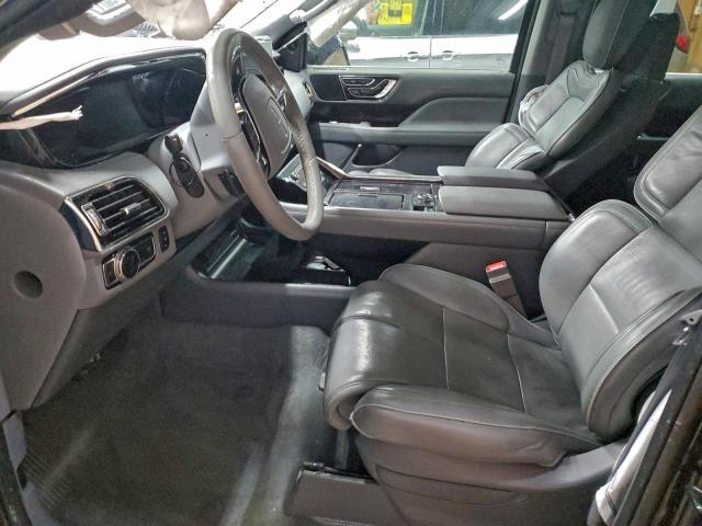 Lincoln Navigator Reserve Image 4