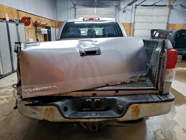 Toyota Tundra Double Cab Sr5 Image 8