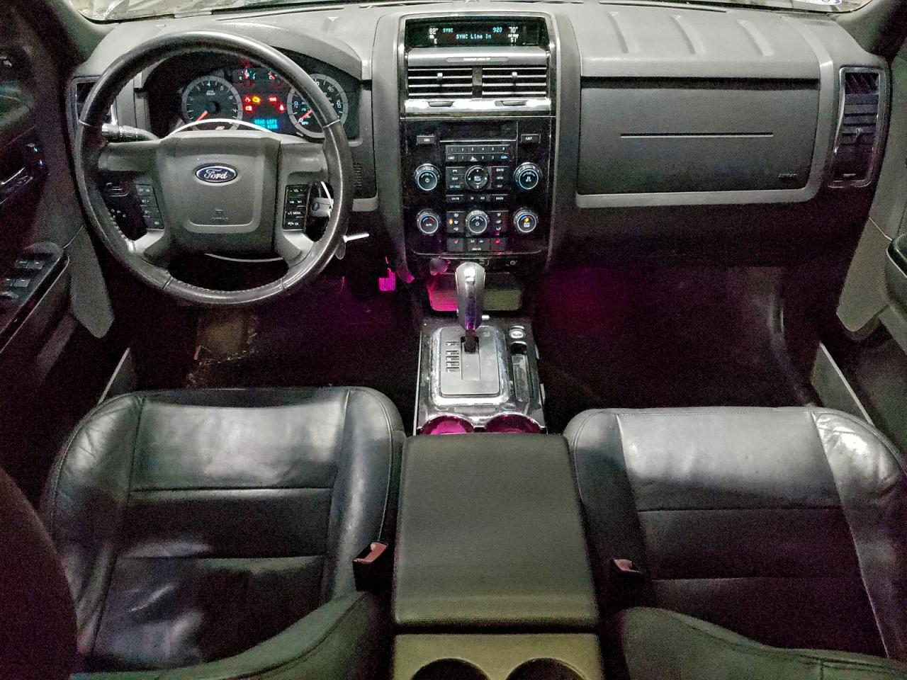 Ford Escape Limited Image 6