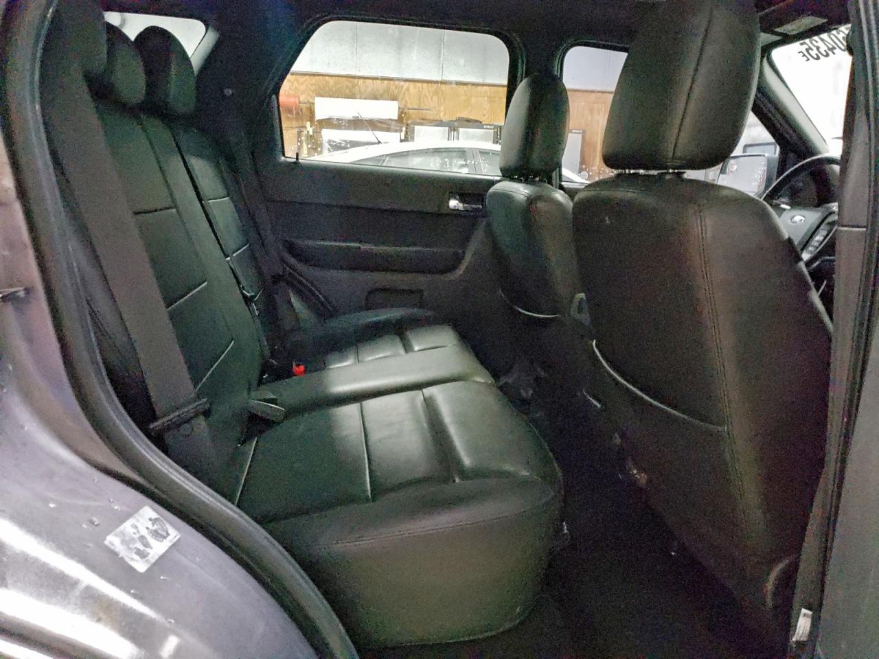 Ford Escape Limited Image 7