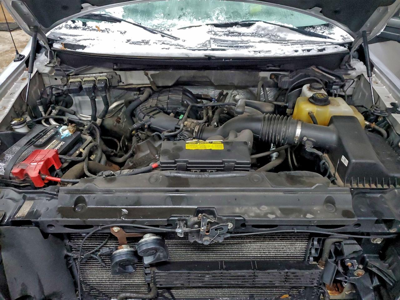 Ford F-150 Super Cab Image 11