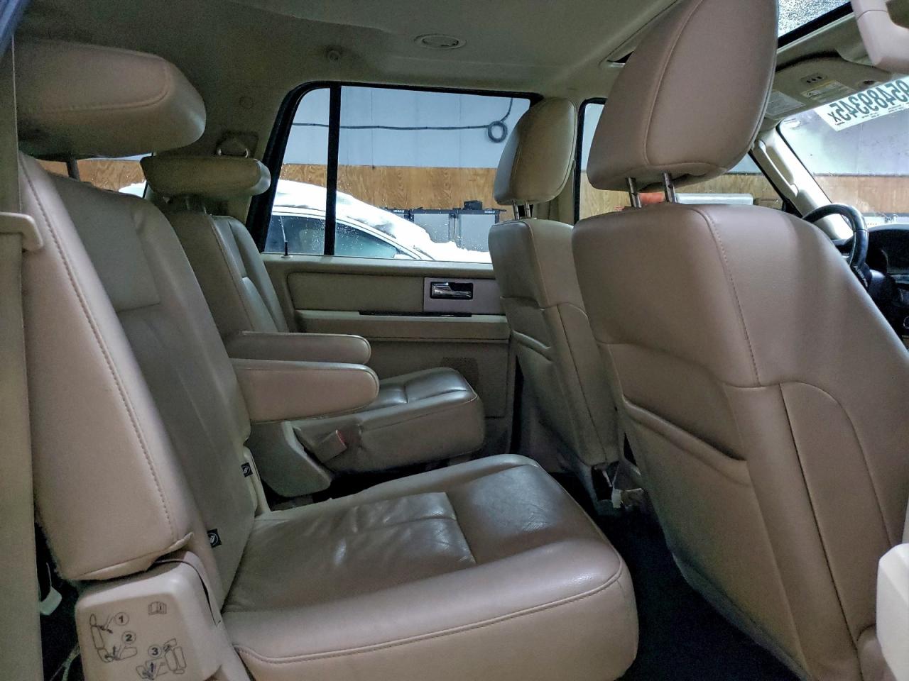 Ford Expedition El Limited Image 2