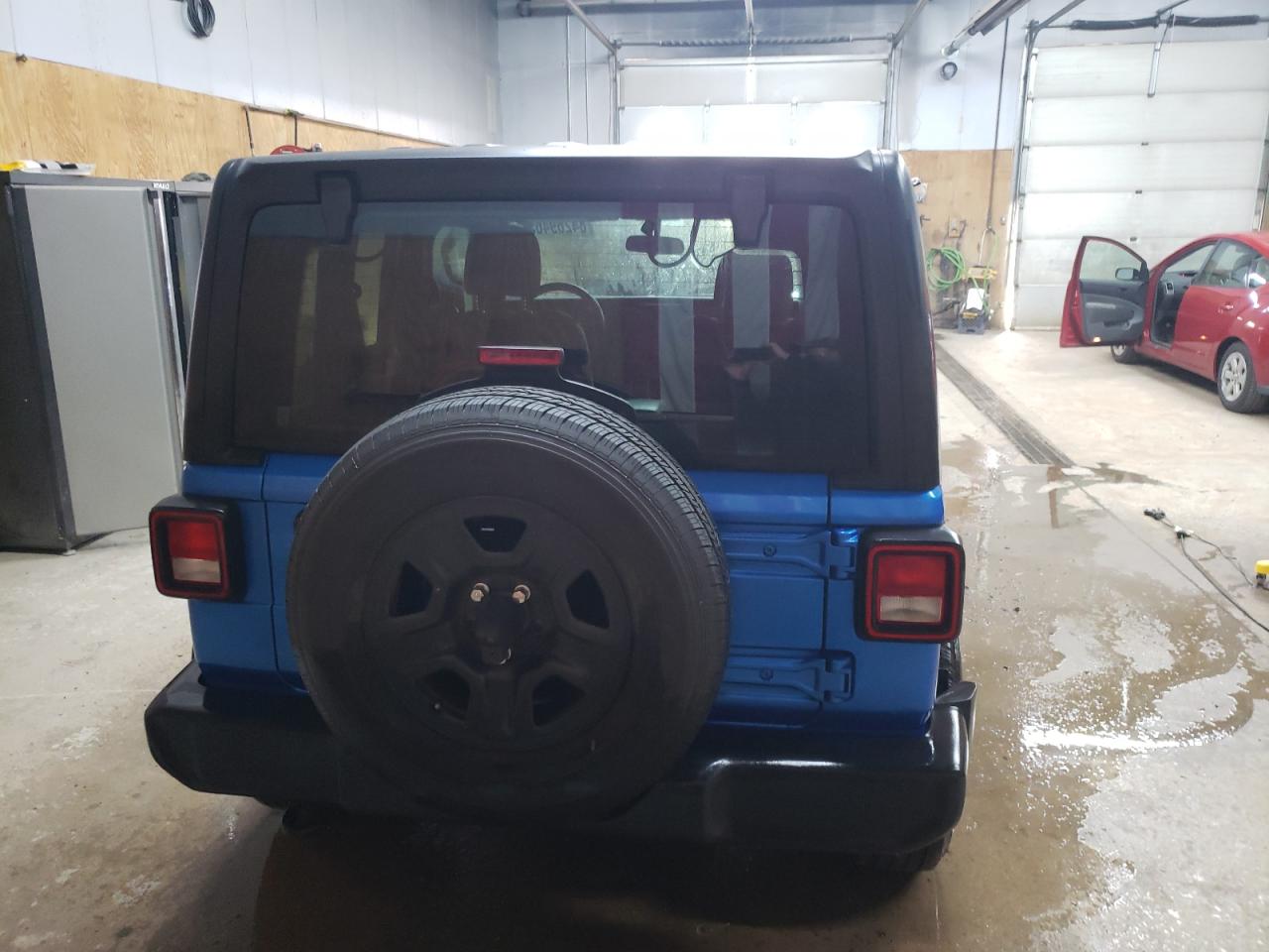 Jeep Wrangler Sport Image 12