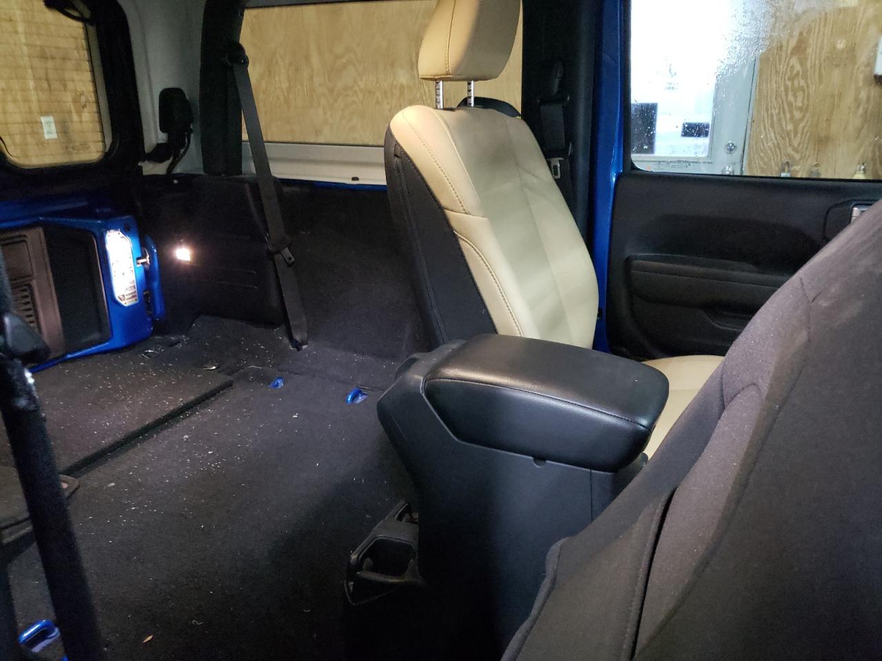 Jeep Wrangler Sport Image 9