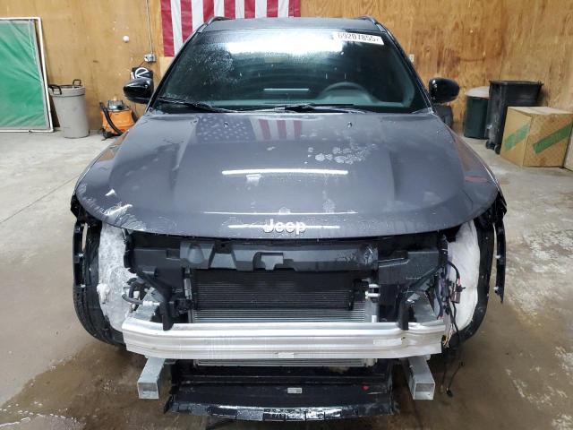 Jeep Compass Limited Image 12