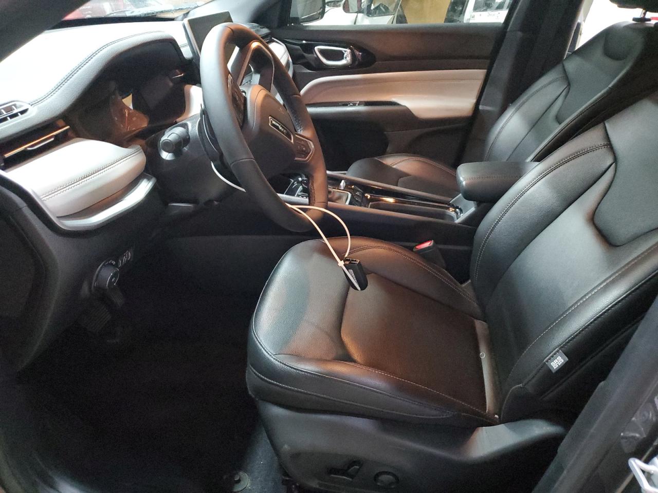 Jeep Compass Limited Image 14