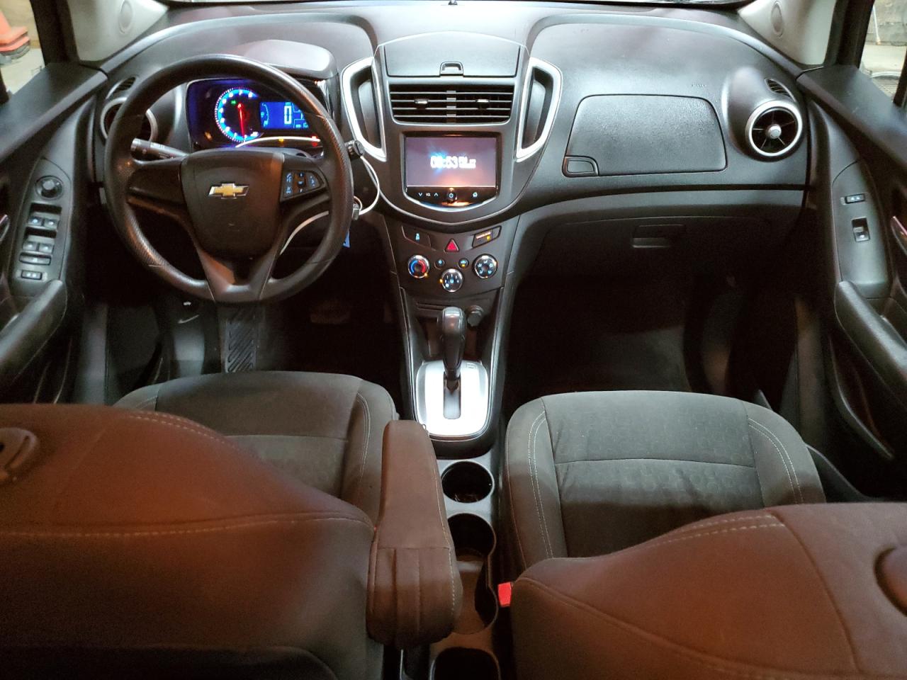 Chevrolet Trax Ls Image 7