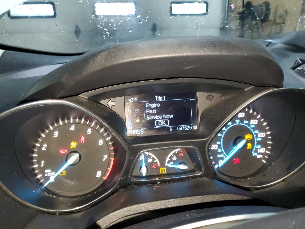 Ford Escape Titanium Image 8