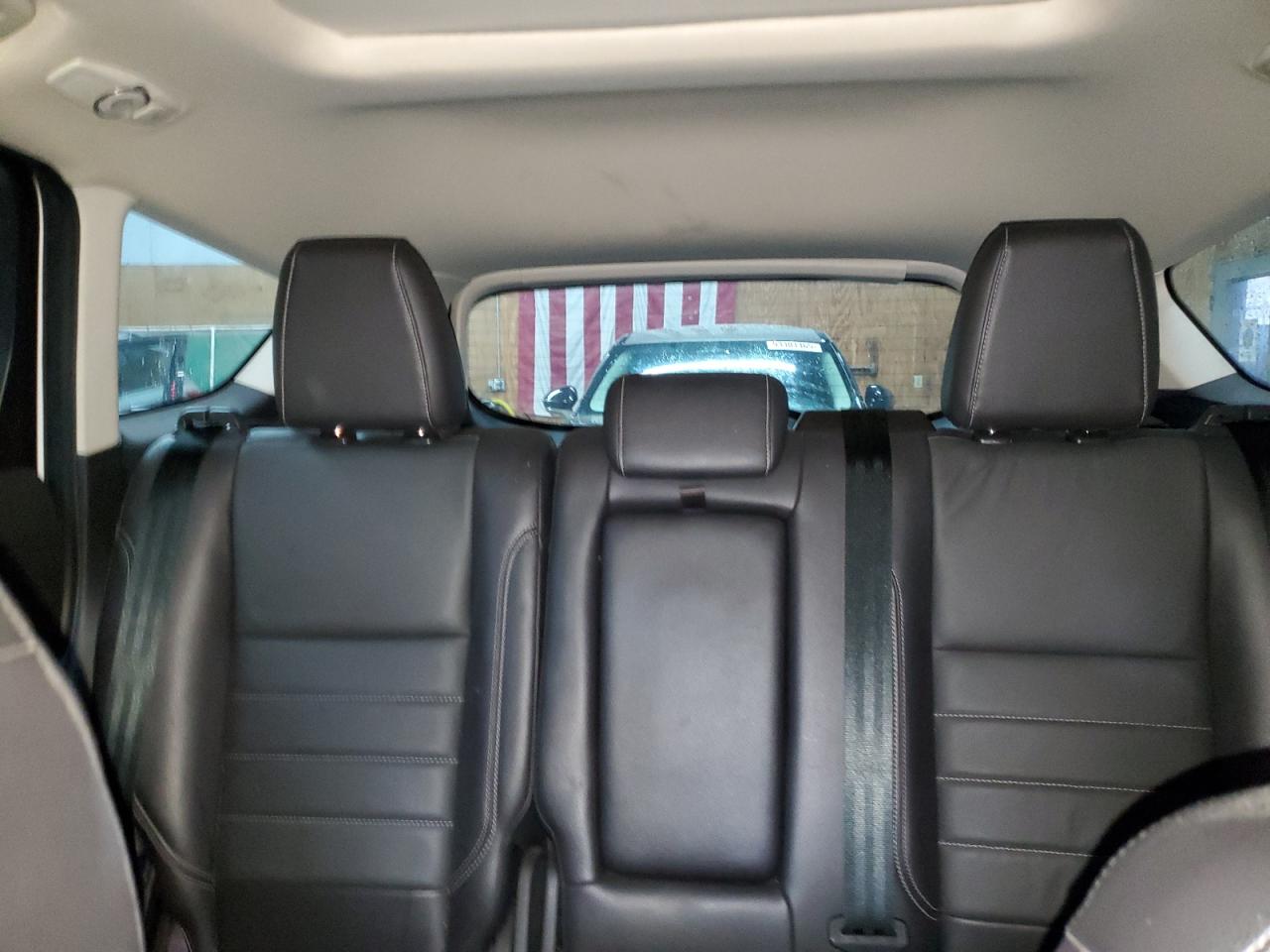 Ford Escape Titanium Image 6