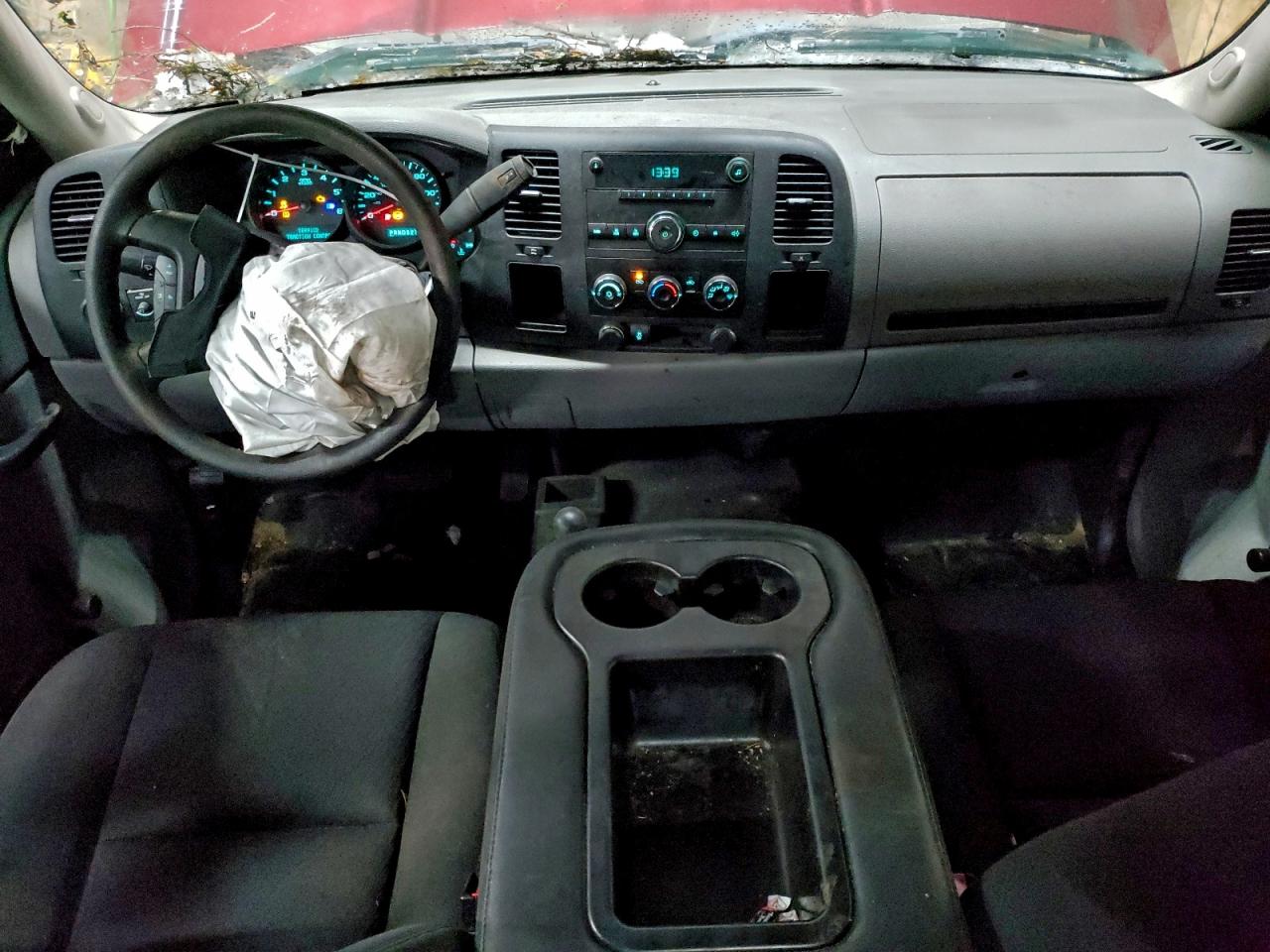 Chevrolet Silverado K1500 Image 5