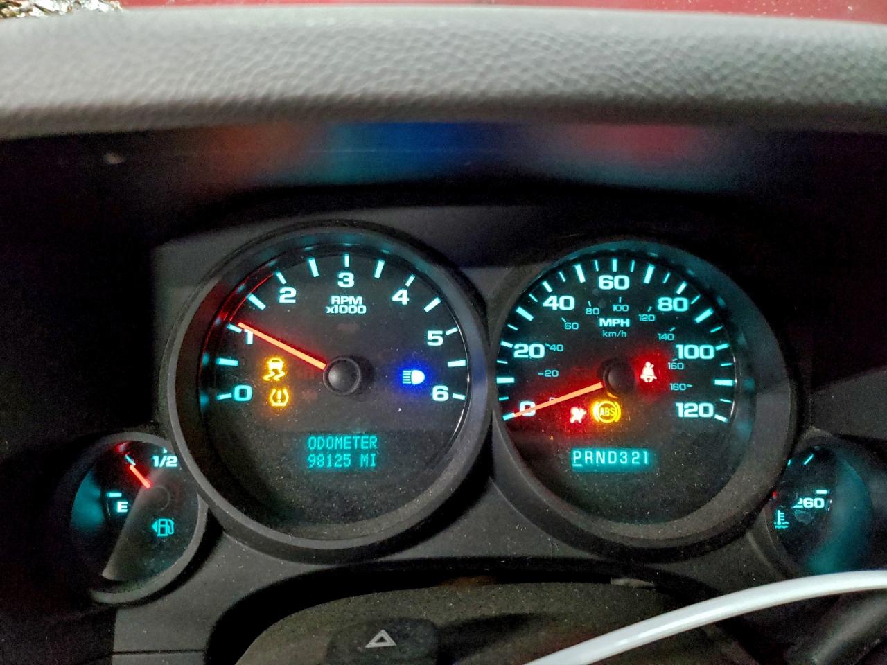 Chevrolet Silverado K1500 Image 8