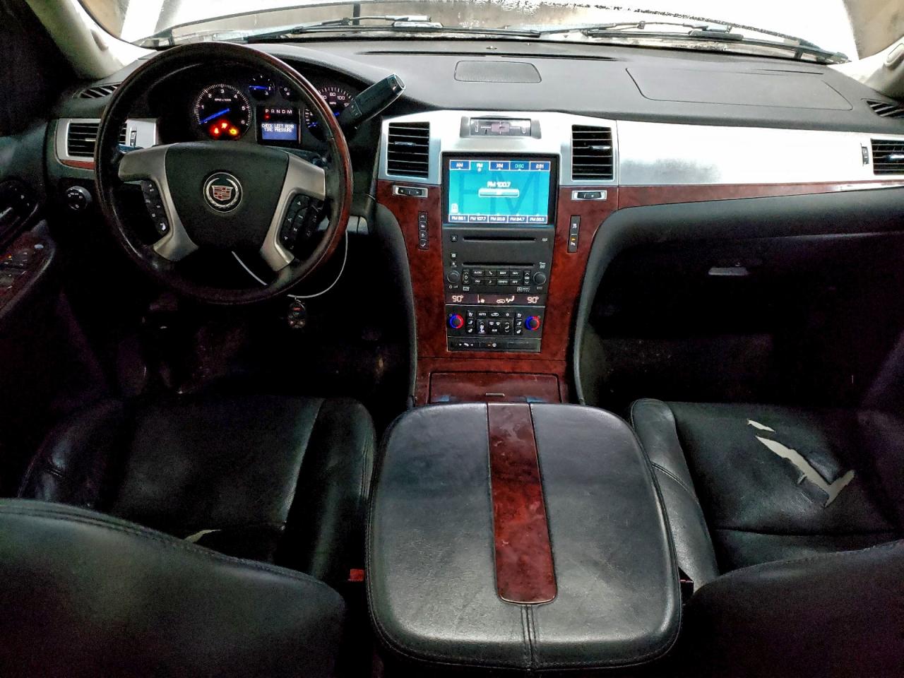 Cadillac Escalade Luxury Image 9