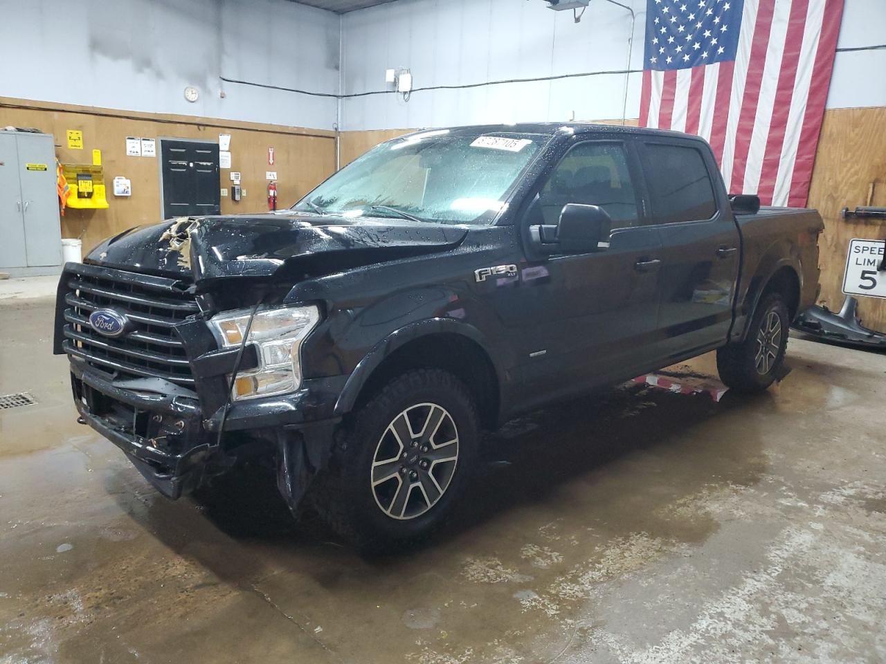 Ford F-150 Supercrew Image 1