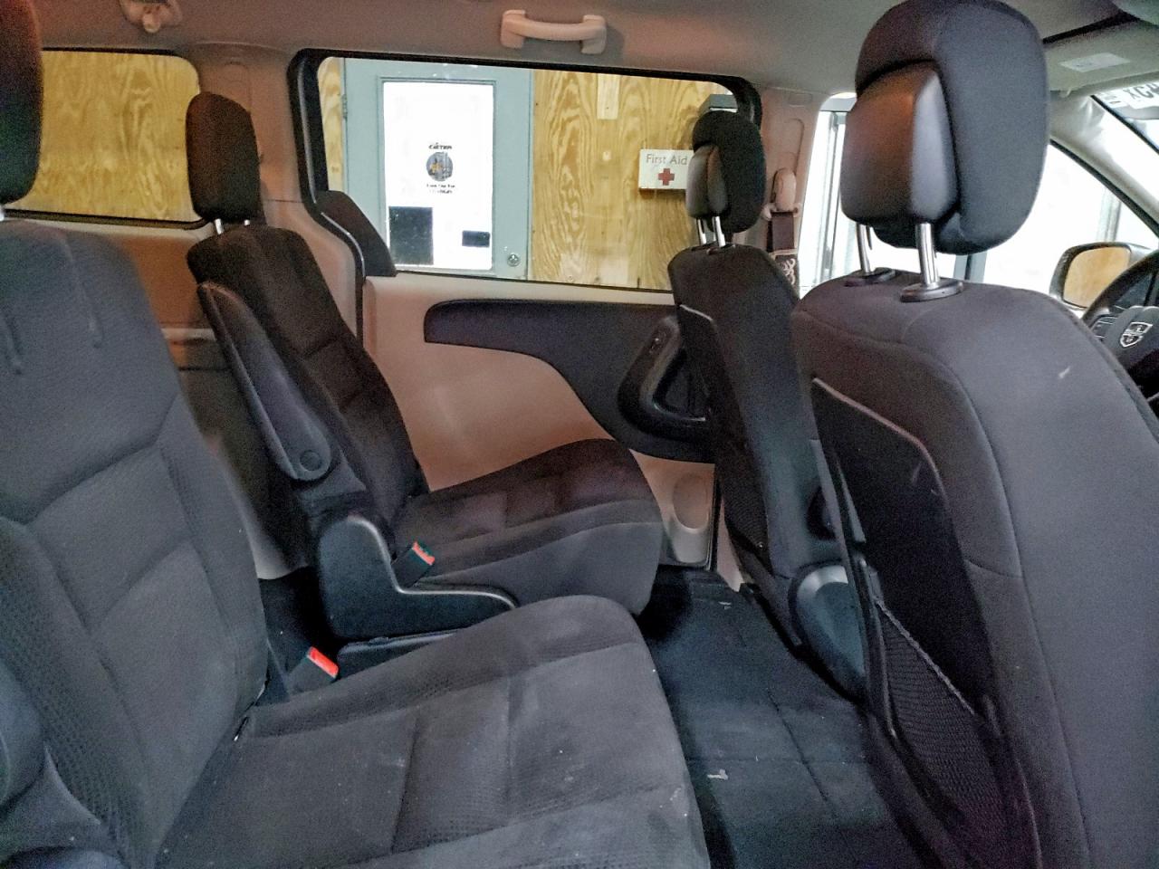 Dodge Caravan Se Image 4