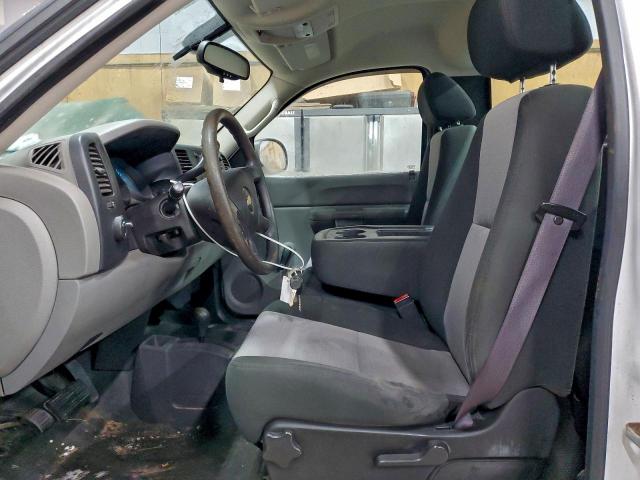 Chevrolet Silverado K1500 Image 8