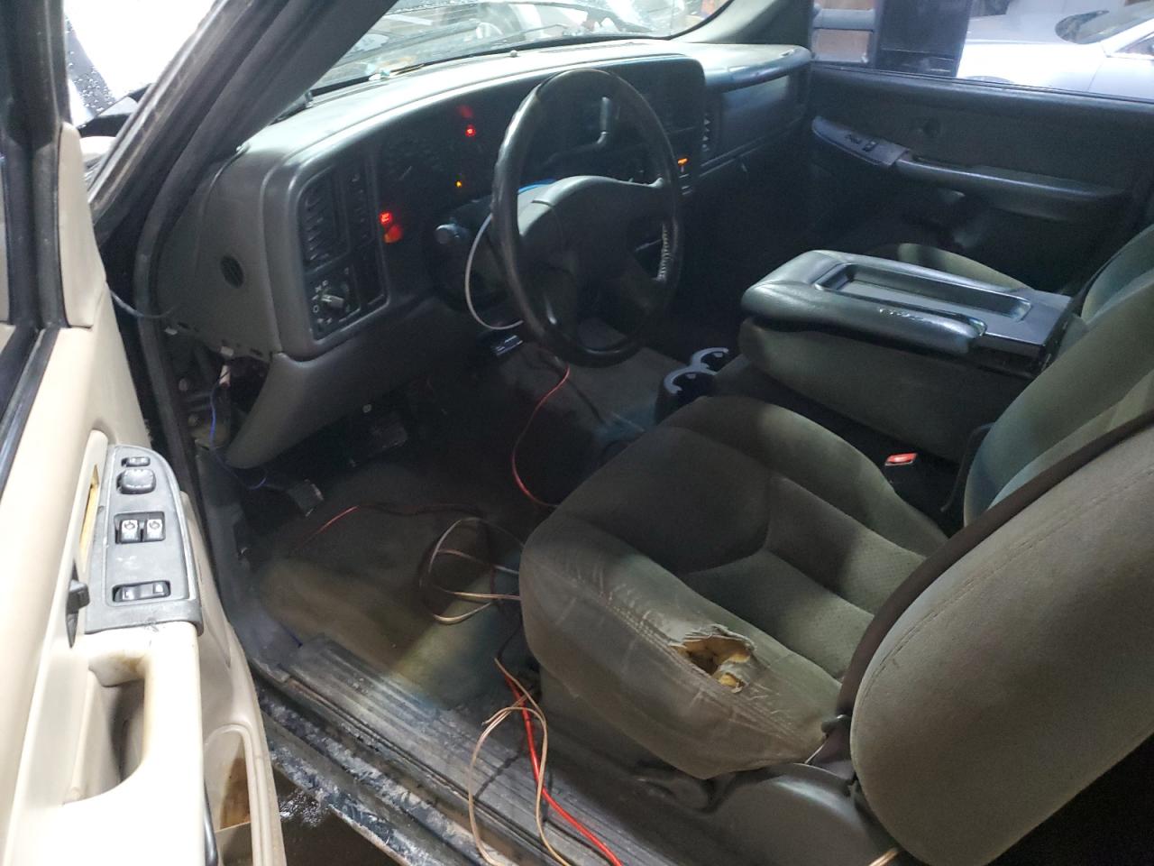 Chevrolet Silverado K2500 Heavy Duty Image 13