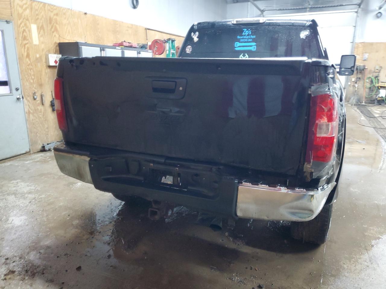 Chevrolet Silverado K1500 Lt Image 12