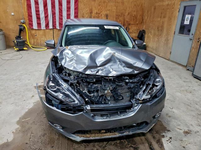 Nissan Sentra S Image 9