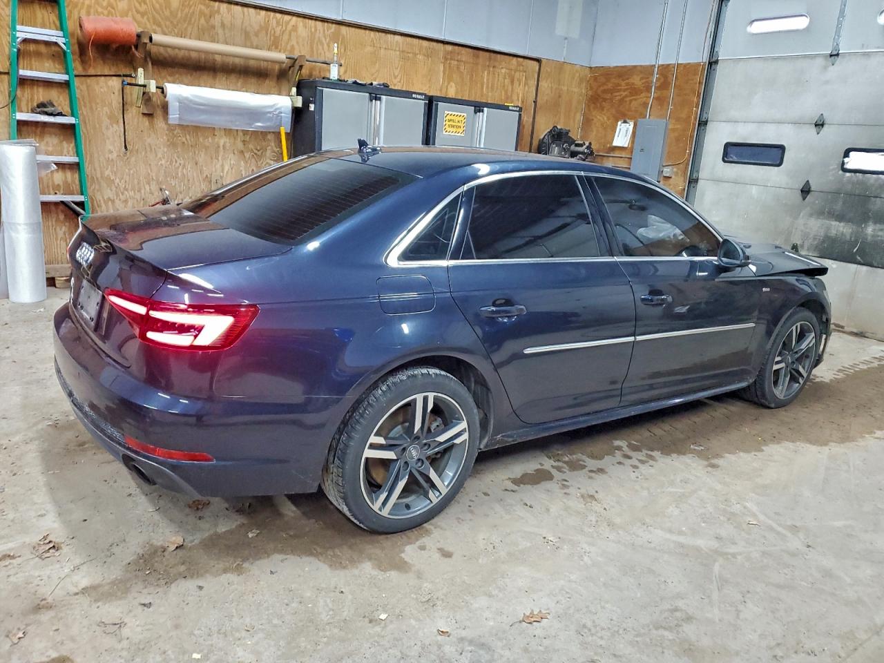 Audi A4 Premium Plus Image 4