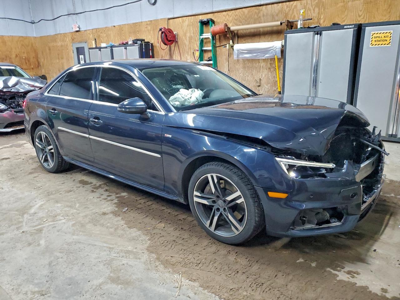 Audi A4 Premium Plus Image 2