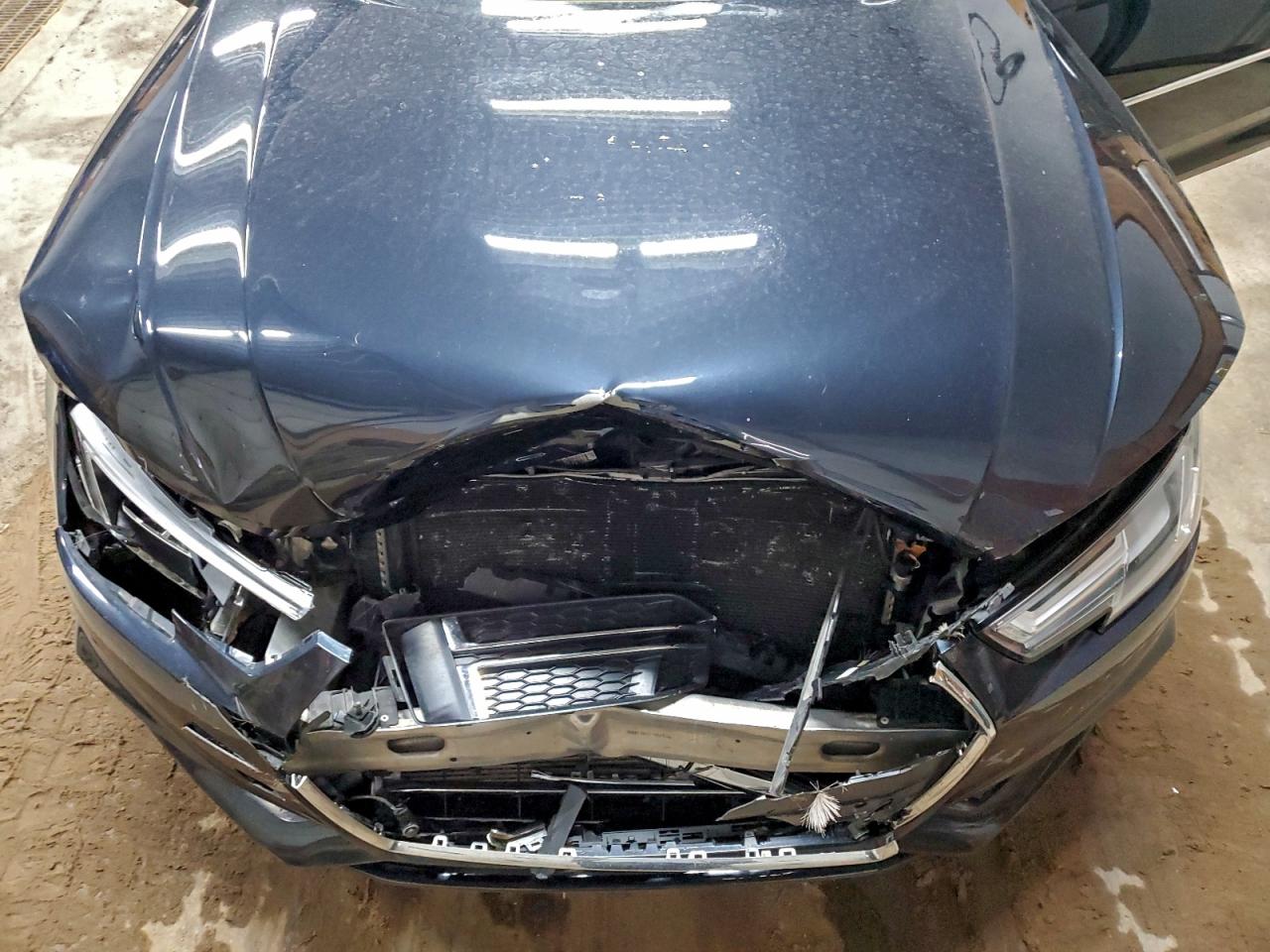 Audi A4 Premium Plus Image 12