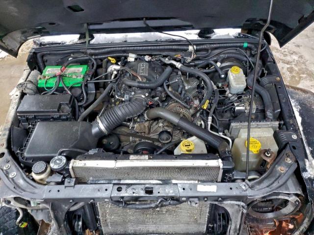 Jeep Wrangler Sahara Image 13