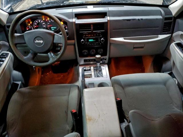 Jeep Liberty Sport Image 3