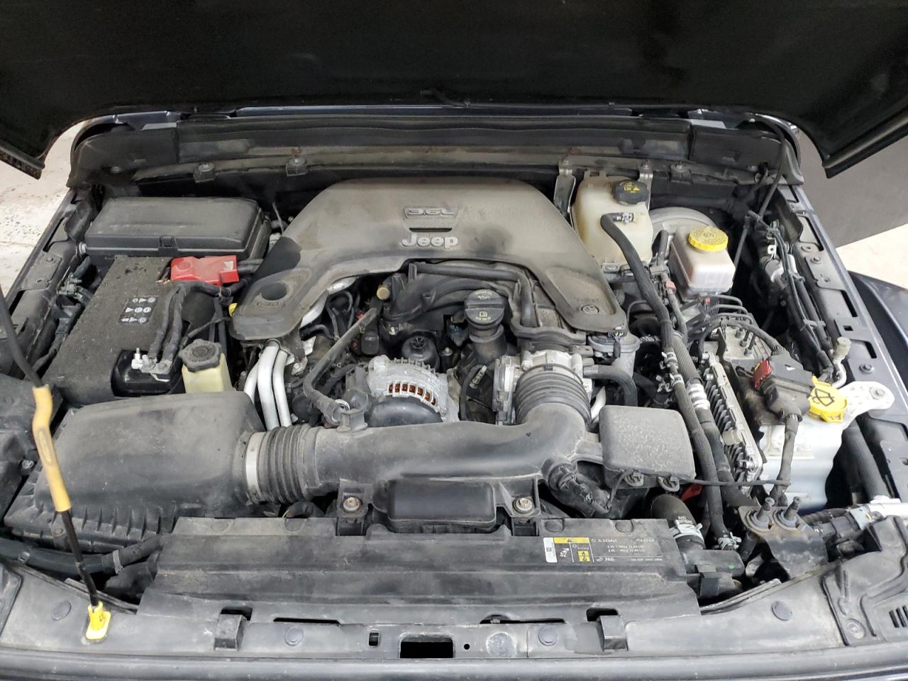 Jeep Wrangler Rubicon Image 8