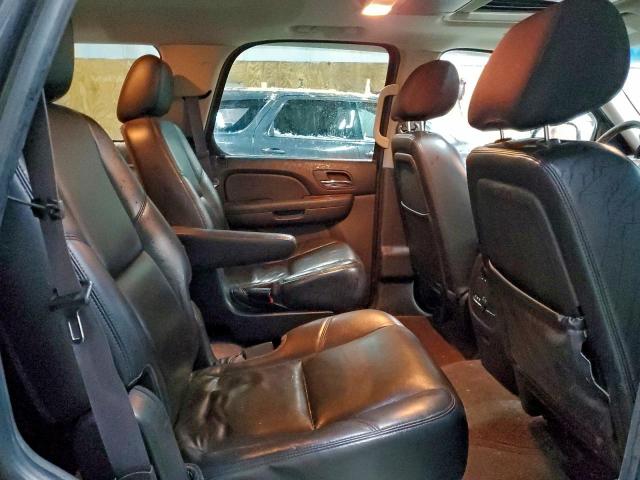 Chevrolet Tahoe K1500 Ltz Image 8