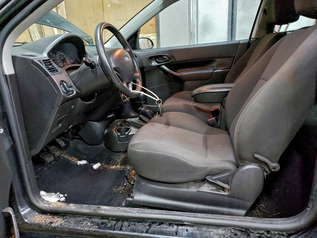 Ford Focus Zx3 Image 10