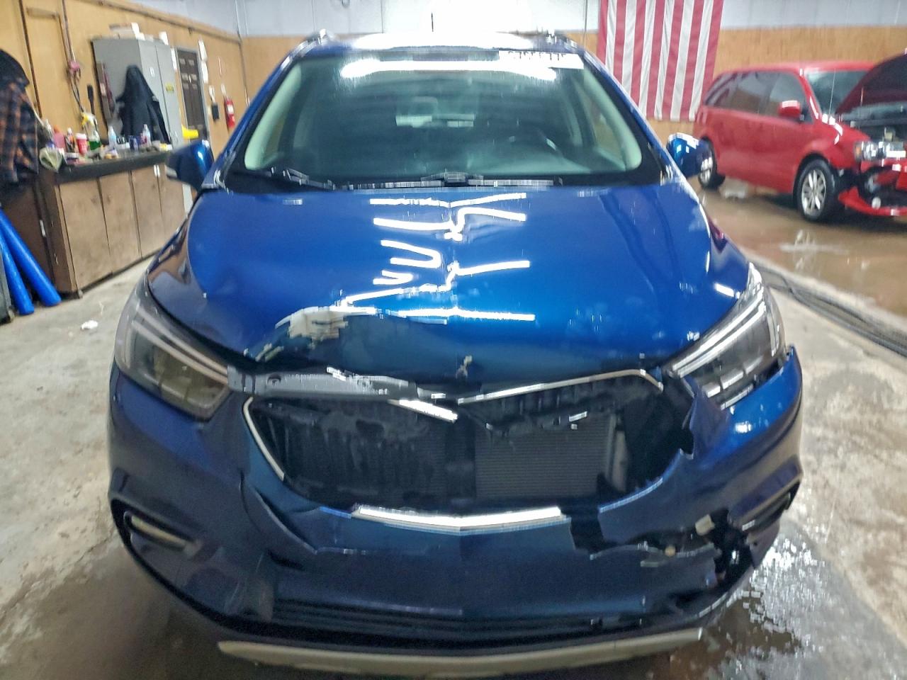 Buick Encore Essence Image 4